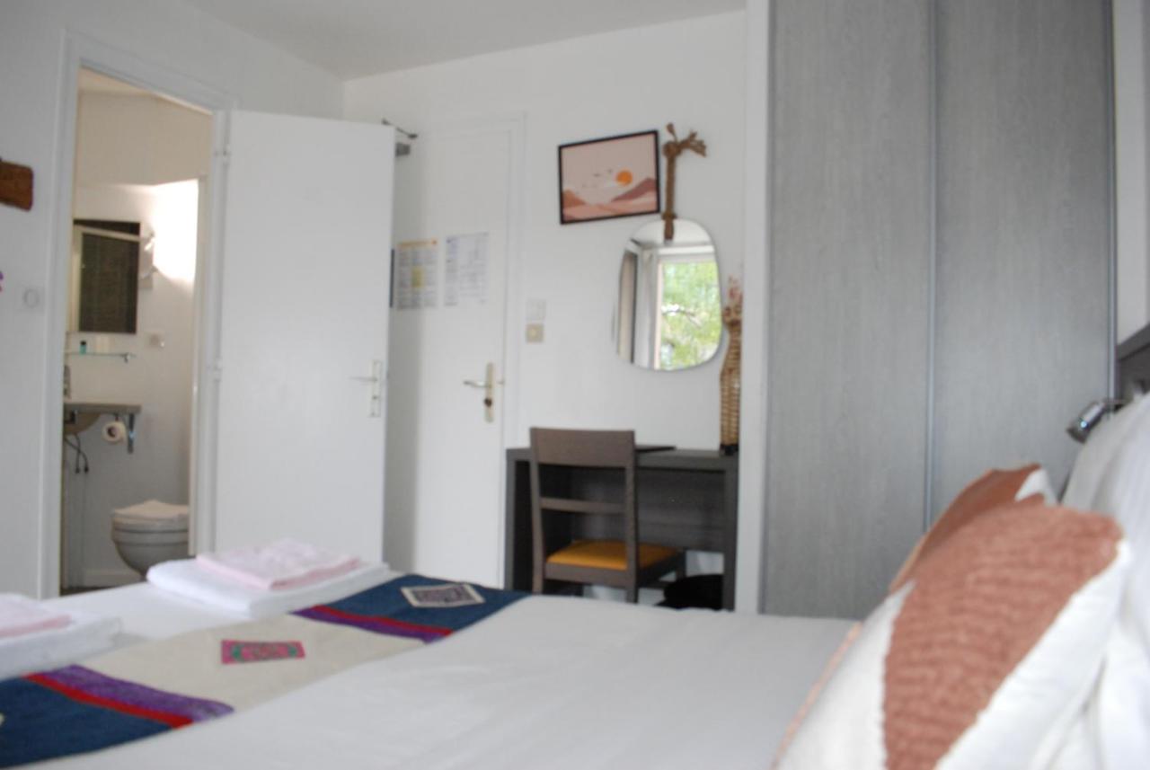 Logis Hotel Restaurant & Pizzeria Vuillot Cuiseaux Eksteriør billede
